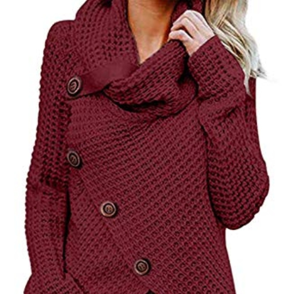 🌹 Women’s NWOT Cozy Red Cowl Neck Sweater with Buttons